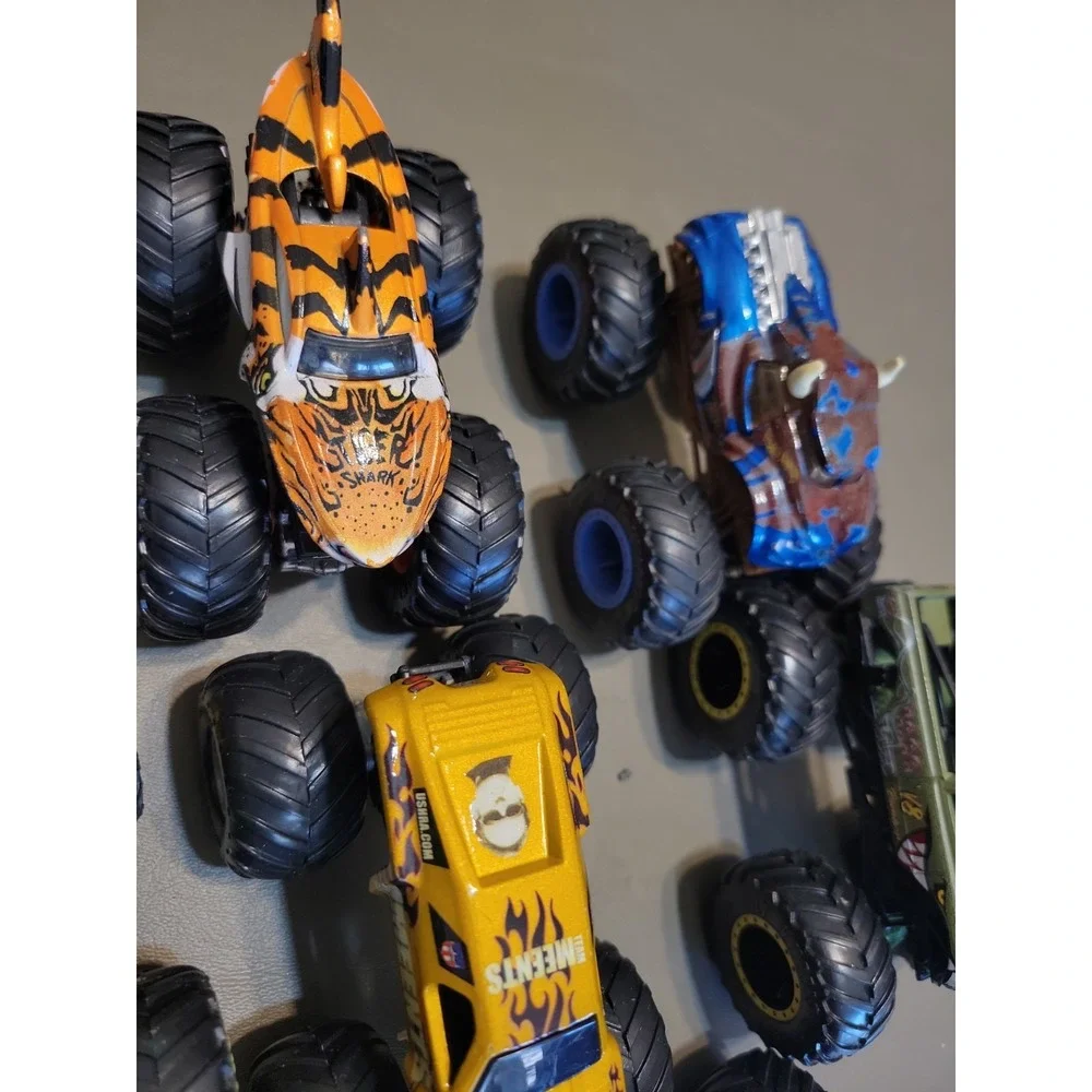 Hot Wheels monster jam